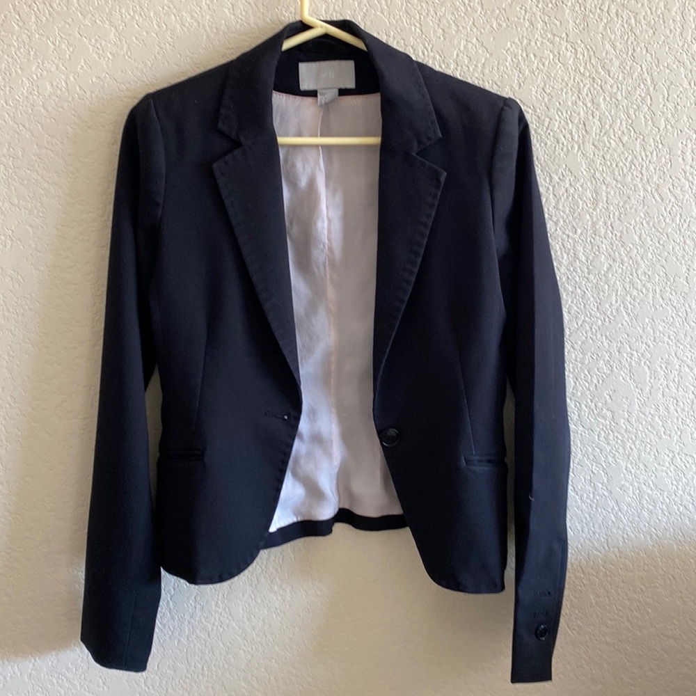 H&M black blazer